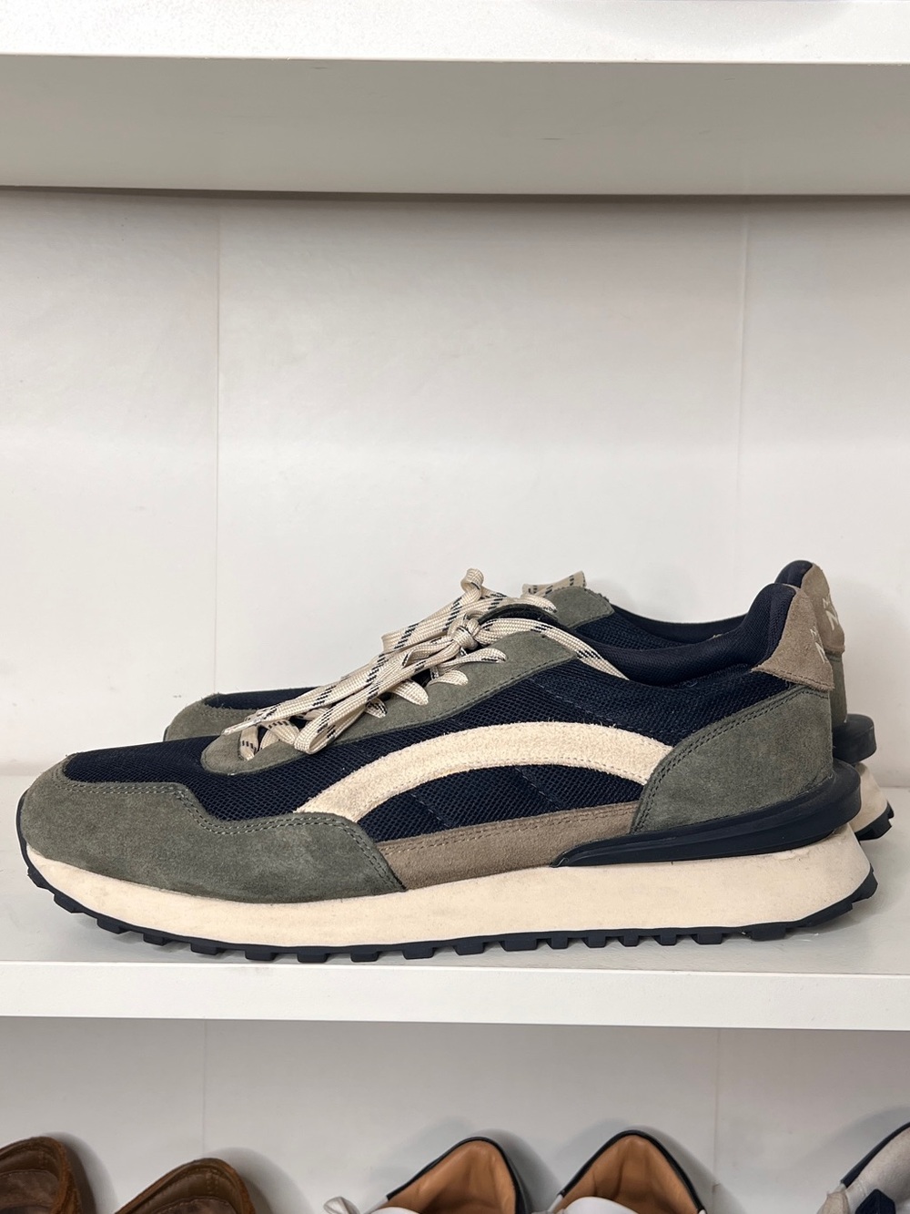 Nothing New Verge Sneakers Ocean Pine Men’s –Good Condition 🌊🌲